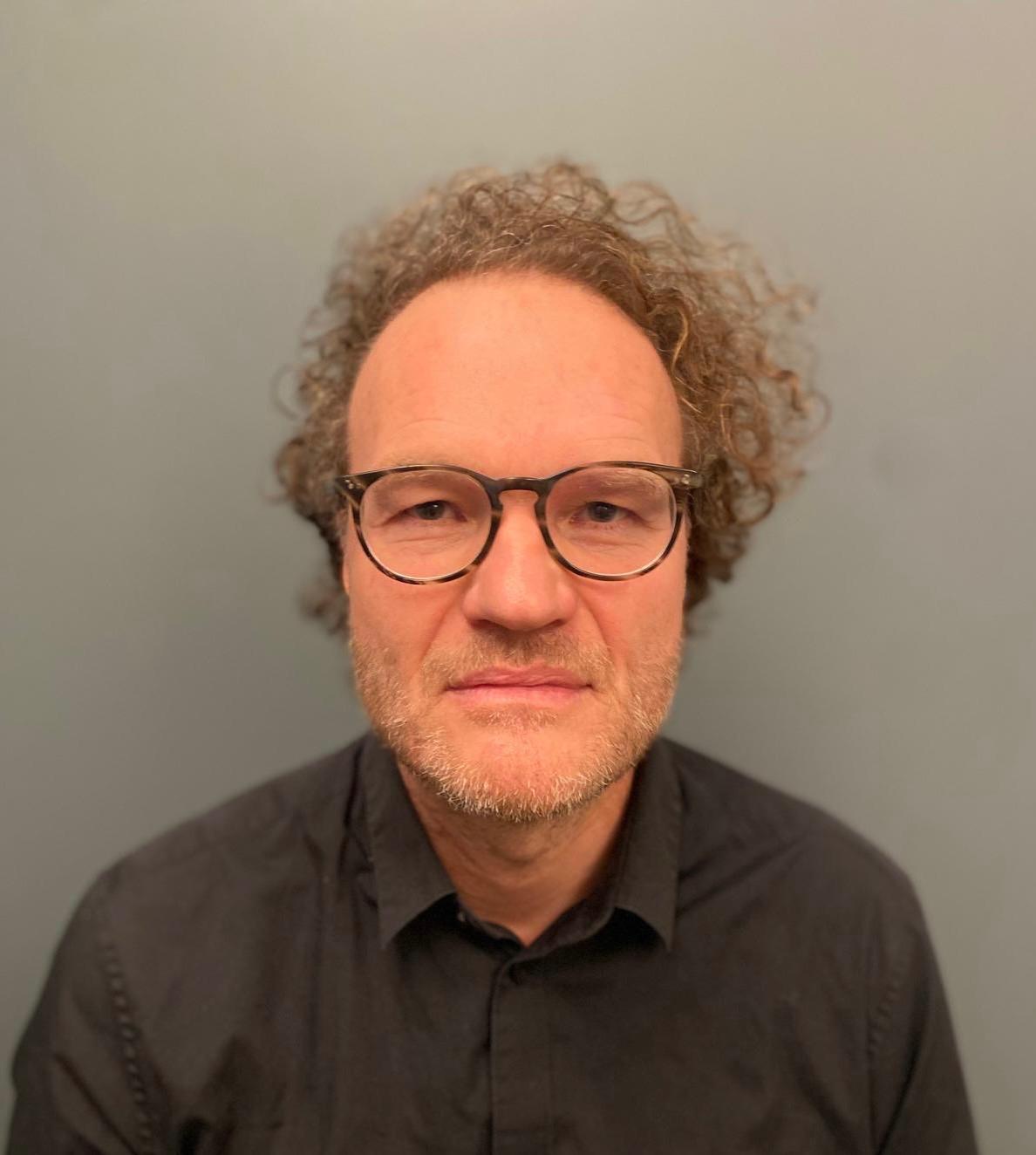 Ueli Bernhard – EFT-Therapeut:in